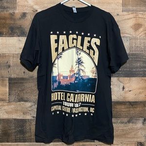 The Eagles Hotel California T-Shirt Size Large